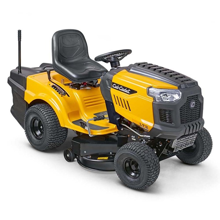 Store cub cadet lt2 nr92 rasentraktor.jpg