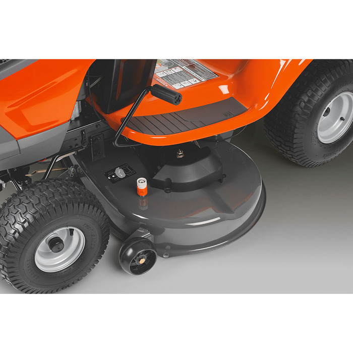 husqvarna rasentraktor ts 142t 3.jpg husqvarna rasentraktor ts 142t 3.jpg