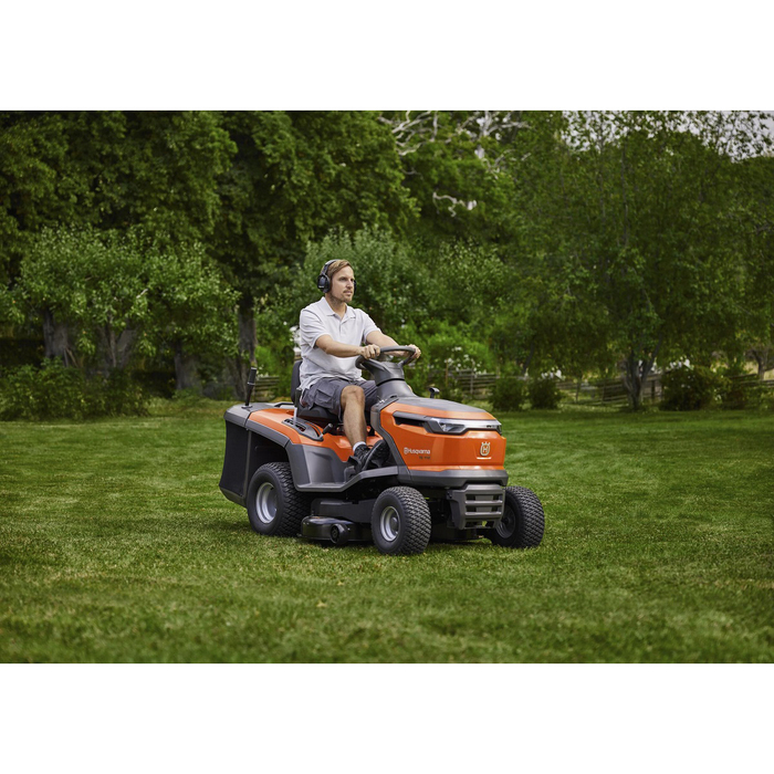 husqvarna tc 112 rasentraktor neuheit 6.jpg husqvarna tc 112 rasentraktor neuheit 6.jpg